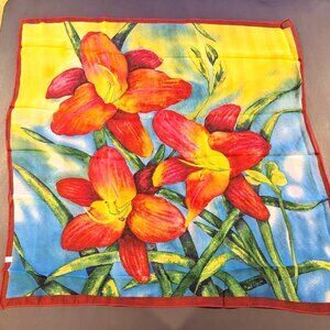 NEW IN PKG (without tags) BEAUTIFUL OKER BRAND FLORAL MULTICOLOR SCARF 27.5" SQ